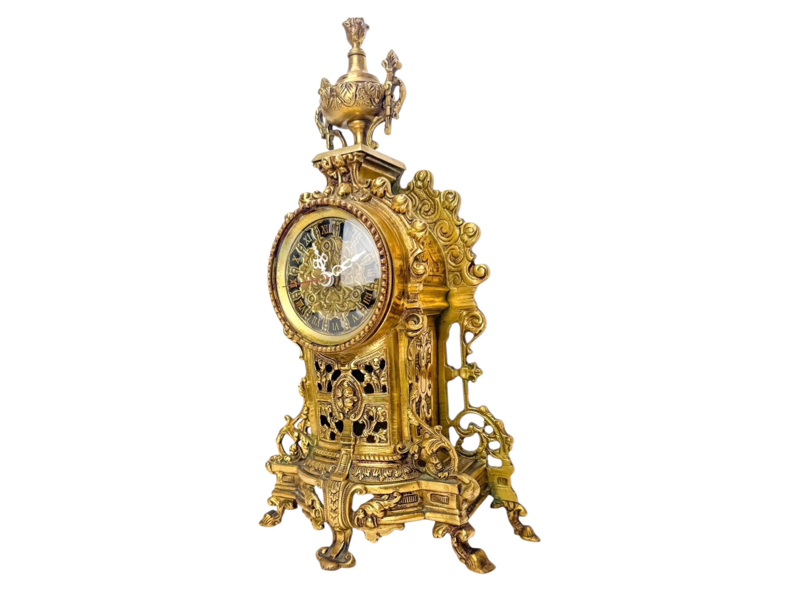 Cast bronze clock