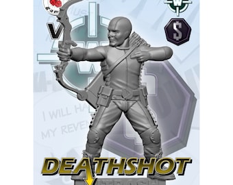 Puede incluir: Una figura en miniatura de plástico gris de una persona sosteniendo un arco y una flecha. La figura lleva una máscara negra, una camisa gris y pantalones grises. La figura está de pie sobre una base con las palabras "DEATHSHOT" y "KITBASH" impresas en ella. La figura es parte de un juego de miniaturas.