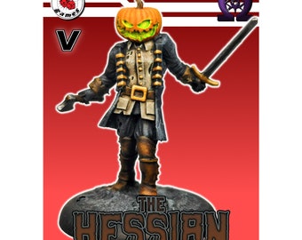 Puede incluir: Una figura en miniatura de The Hessian, un personaje con cabeza de calabaza y abrigo oscuro, sosteniendo una espada. La figura está pintada con colores naranja, negro y marrón. La base de la figura tiene el texto "The Hessian" y "Painted by Dan Keith".