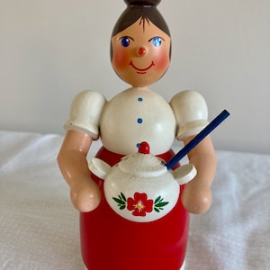 Kathe Wohlfahrt German Smoker 7” Hausfrau w/Teapot made in Germany