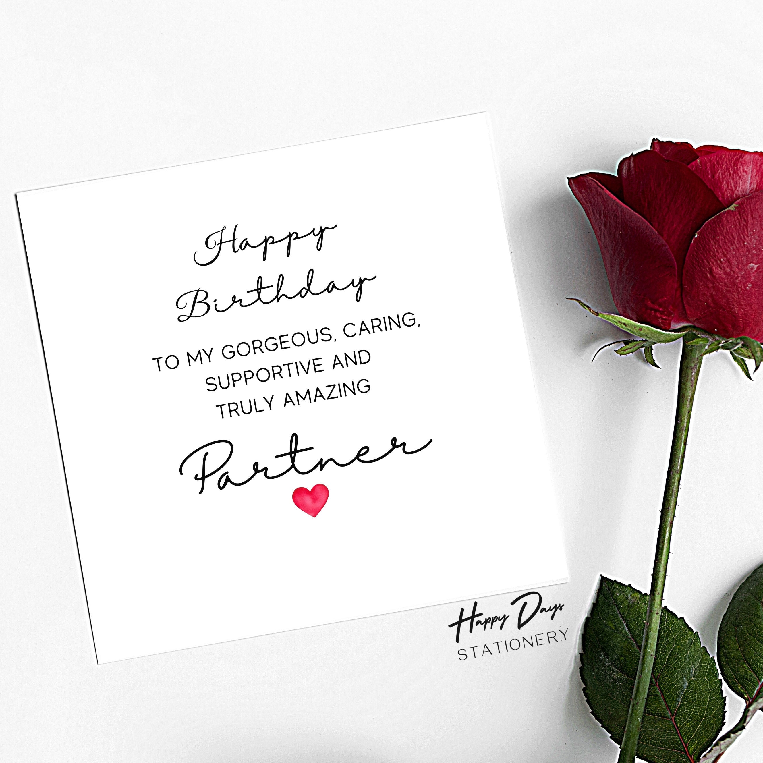 Biglietto Di Compleanno Per Partner – 'Meraviglioso Partner' Con Champagne E Cuori, Formato 230x157 Mm, Fatto Nel Regno Unito - 2