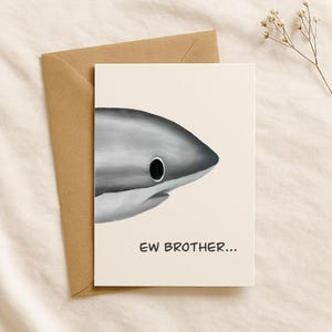 Biglietto d'auguri "Ew Brother Shark": Carta riciclata, senza plastica