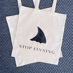 SHARK Fin Tote Bag | Shark Fins | Finning | Shark Shopping Bag | 100 % Cotton | Save Plastic | Statement Accessoire | Plastic-free packaging