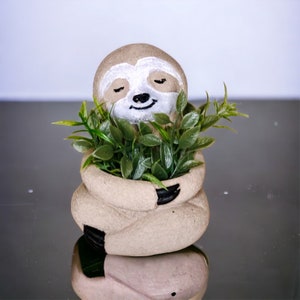 Cute mini sloth flower pot made of concrete