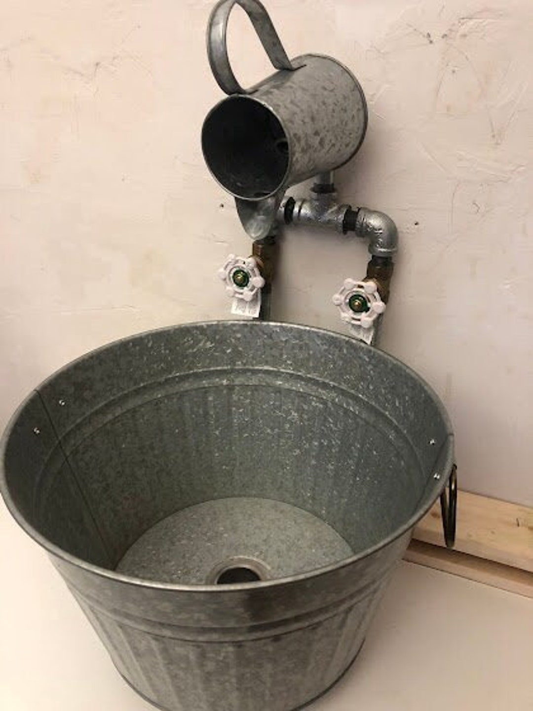 Galvanized Bucket Rustic Farmhouse Round Bucket Vessel/laundry Sink