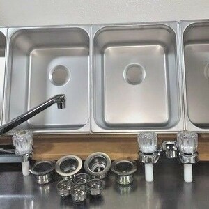 Portable Sink Kit DIY Basic Kit 4 Large (12.75 x 10.5 x 6 &quot;) Sinks w/Drains and Faucets