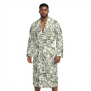 christmas dressing gown mens Disney The Nightmare Before Christmas Dressing Gown Mens Black Pjs Bathrobe Small at Amazon Men's Clothing store