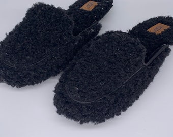 UGG Australia Men display picture 1
