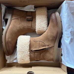 Benson ankle boot ugg best sale