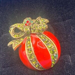 Heidi Daus Pins and Brooches - Etsy