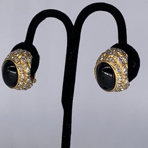 Vintage RARE Signed VOGUE BIJOUX Rhinestone & Onyx Clip-on Earrings