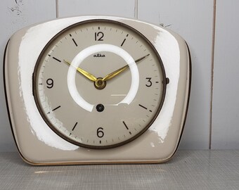 Kitchen clock wall clock ceramic Alka white manual winding DEFECTIVE!!! / bk91