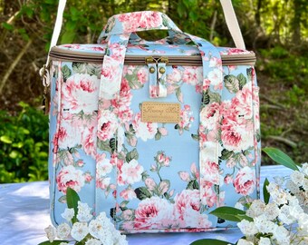 Super Large Blue Peony Insulated Lunch Bag for Women,Reusable Lunch Box Cooler for Office,Picnic,Beach,Outdoors.Waterproof,Ideal Floral Gift