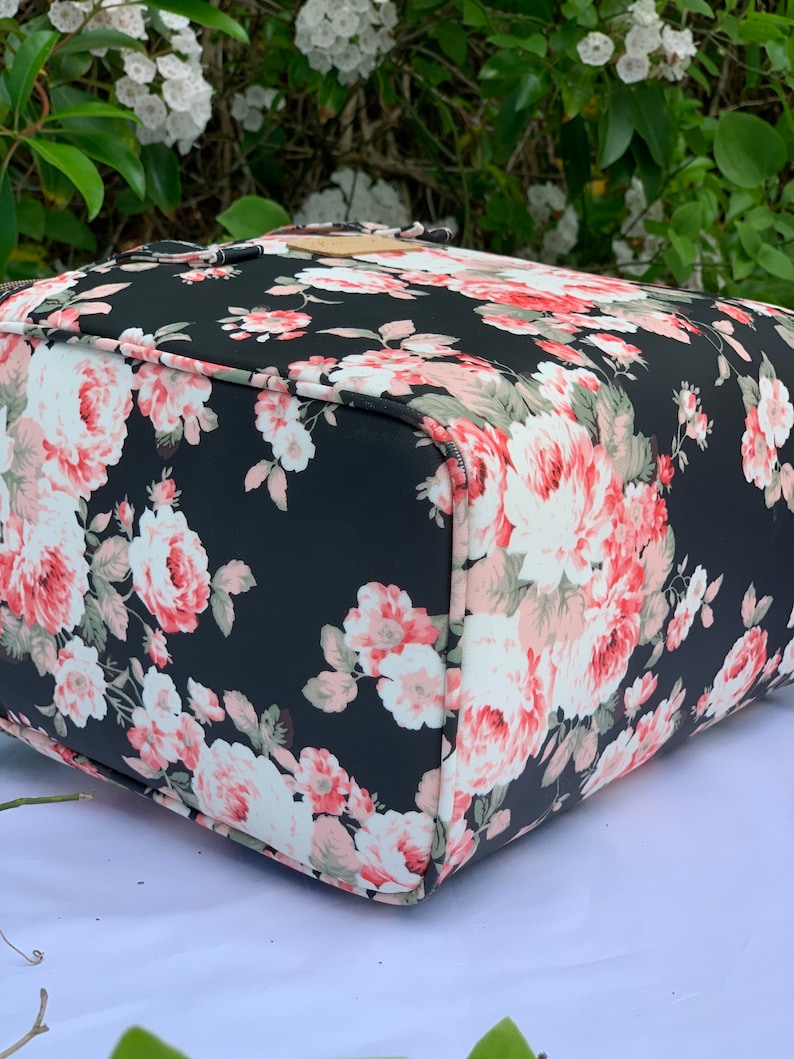 Black Peony Insulated Lunch Bag for Women,Reusable Lunch Cooler for School,Office,Outdoors,Beach,Premium Fabric,Ideal Floral Gift for BTS image 6