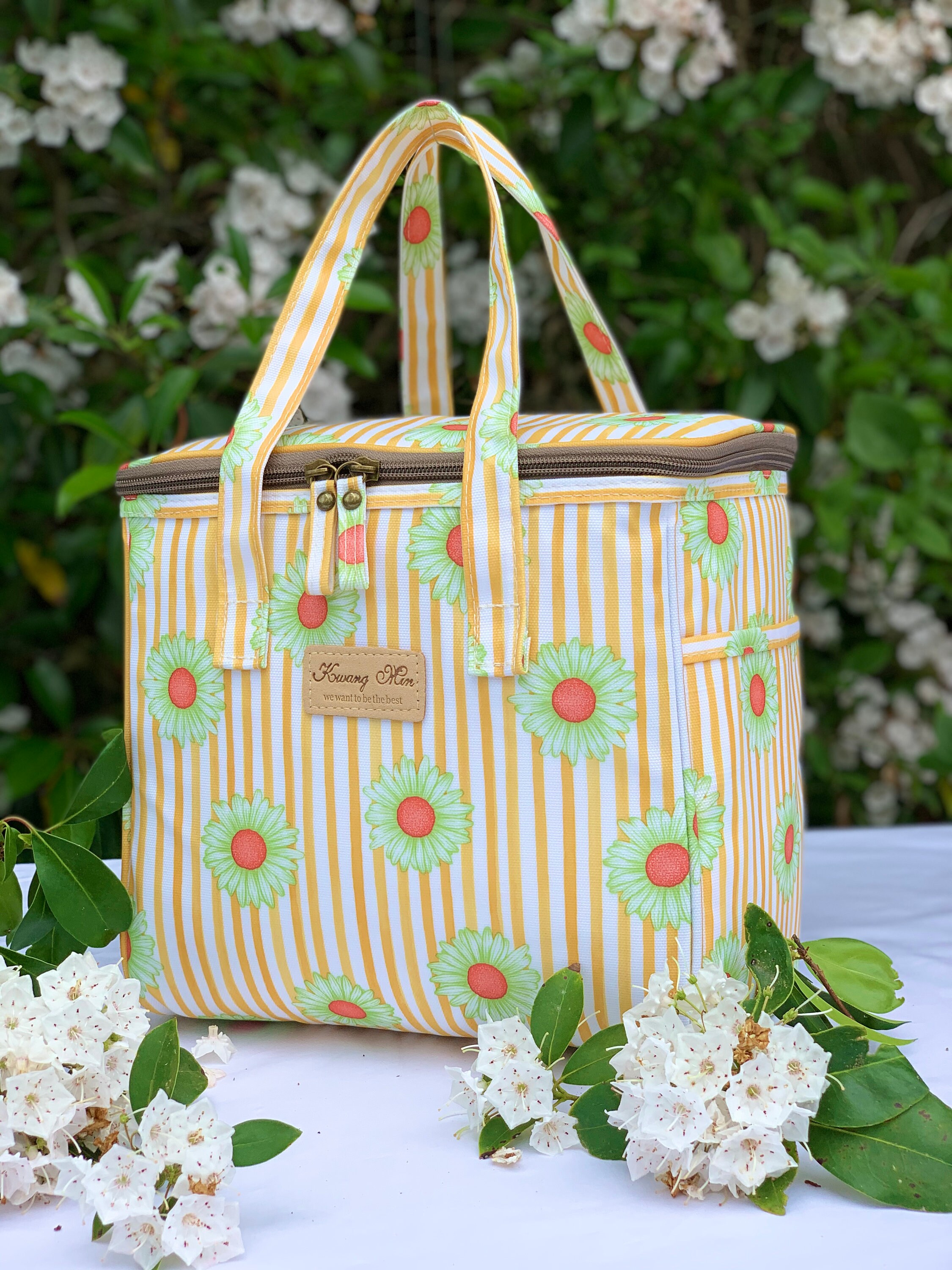 Thermos Dual Compartment Mod Flowers Lunch Bag | Target