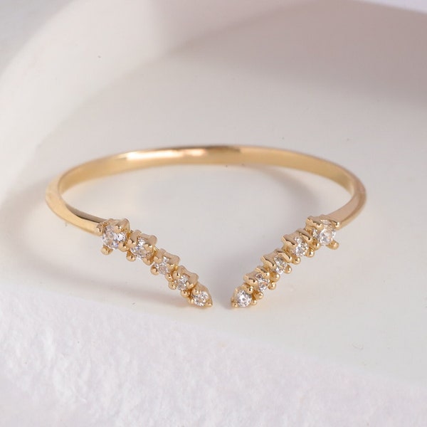 V Shaped Diamond Engagement Ring, 14K Gold Moissanite Curved Wedding Band Her, 14K Gold Adjustable Open Jewelry, Chevron Wishbone Ring Bride