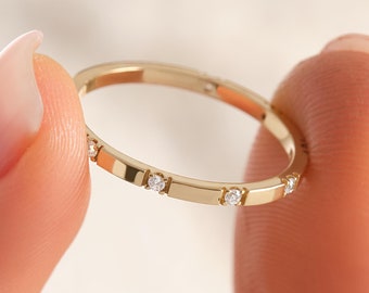 Scatter Diamond Wedding Band 14K Solid Gold 1.5mm, Thin Ten Moissanite Flush Setting Engagement Ring Women, Tiny Moissanite Promise Ring Her