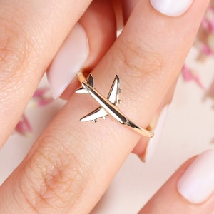 Airplane Ring 14K Solid Gold Plane Band Travellers Ring Gift, Aviation Traveler Female Pilot Ring, Minimalist Plane Ring Hostess Gift