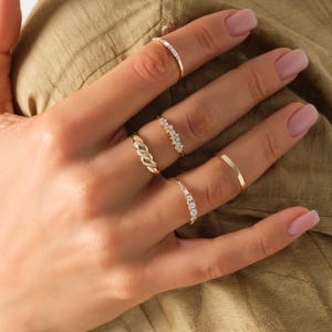 Here is plain wedding band 14K solid gold ring and flat wedding band. Our 18K rose gold band or woman wedding bands will be perfect gift for your engagement, wedding or anniversary ceremony! If you re looking for classic wedding band and simple wedding ring. Here is custom engrave band and summer wedding band for yourself. Discover our comfort fit 10K band and personalized gifts.