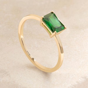 Emerald Ring Gold, Emerald Engagement Ring, Baguette Ring, Emerald Green Ring, Handmade Jewelry Women, Birthstone Ring, 14K Solid Gold Ring