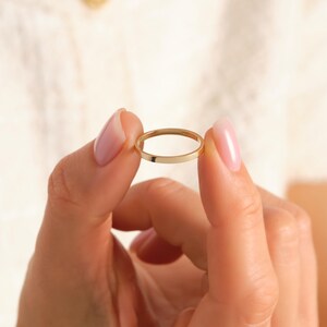Here is plain wedding band 14K solid gold ring and flat wedding band. Our 18K rose gold band or woman wedding bands will be perfect gift for your engagement, wedding or anniversary ceremony! If you re looking for classic wedding band and simple wedding ring. Here is custom engrave band and summer wedding band for yourself. Discover our comfort fit 10K band and personalized gifts.