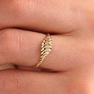Here is Croissant Dome Statement Ring for women. Our Dainty Twisted Domed Thick Gold Band will be perfect Shower Jewelry as a birthday or anniversary night ceremony!