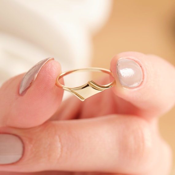 14K Gold Signet Ring, Personalized Word Alphabet Ring Girl, Custom Engraved Letter Pinky Ring Her, 10K 14K 18K Solid Real Gold Initial Ring
