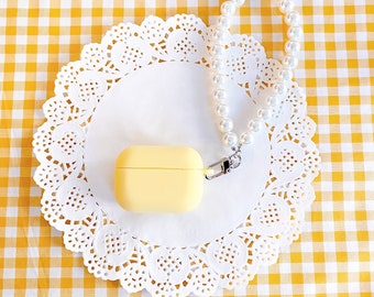 Pearl Keychain Accessories, Pearl Phone Strap, Pearl Keyring for Car, Airpod Case Key Ring, Pearl Chain with Gold and Silver Clips