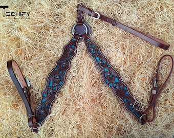 Cabezada de caballo de cuero repujado, collar de pecho: Ante azul cielo estilo western
