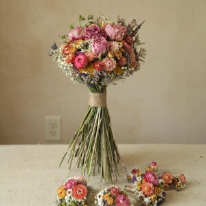 Custom XL Bridal Bouquet. Dried flower seasonal wildflower wedding bouquets. This bouquet is a seasonally inspired blend of sunset fall hues.