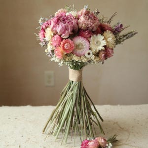 Custom XL bouquet and Boutonniere