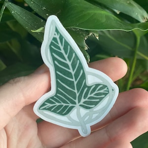 Minimalist Lothlorien Leaf Vinyl Sticker