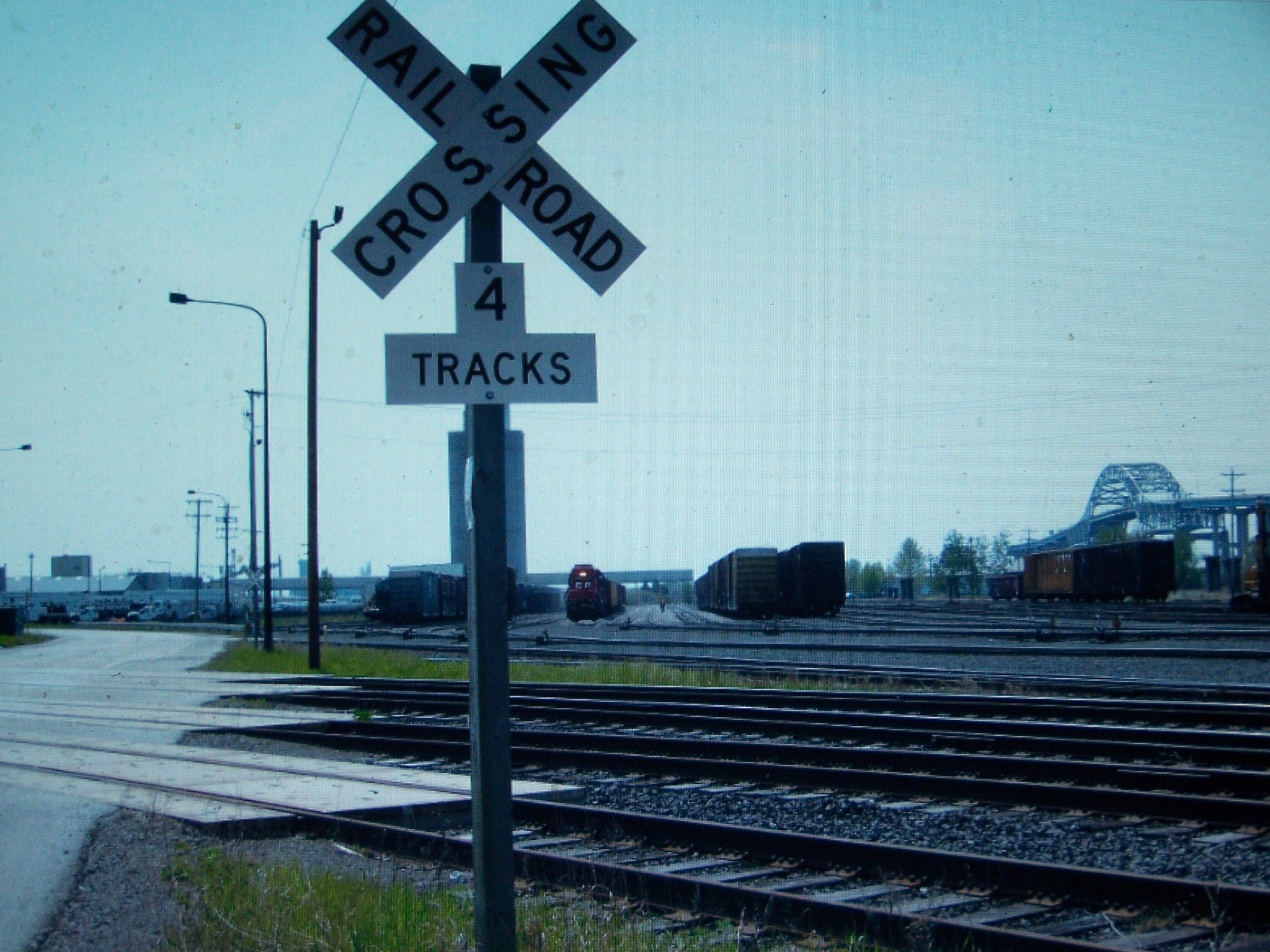 Model Train Street Signs 6 Crossbuck 2 - 4 Tracks Signs N Scale Layout ...