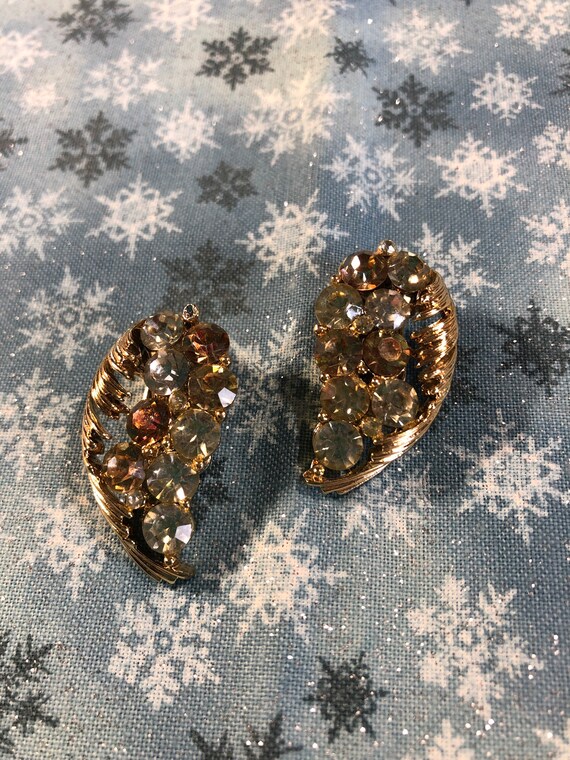 Lisner Clip Earrings