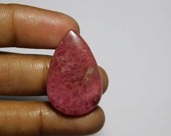Handgemaakte rhodoniet edelsteen cabochon, 38 karaat, 31 x 20 mm