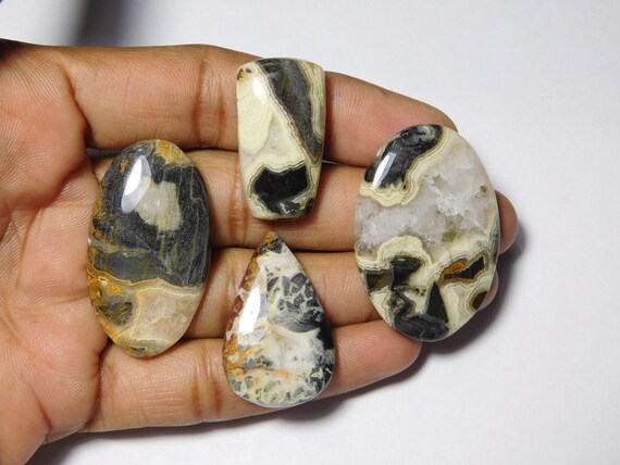 Black crazy 2024 lace agate