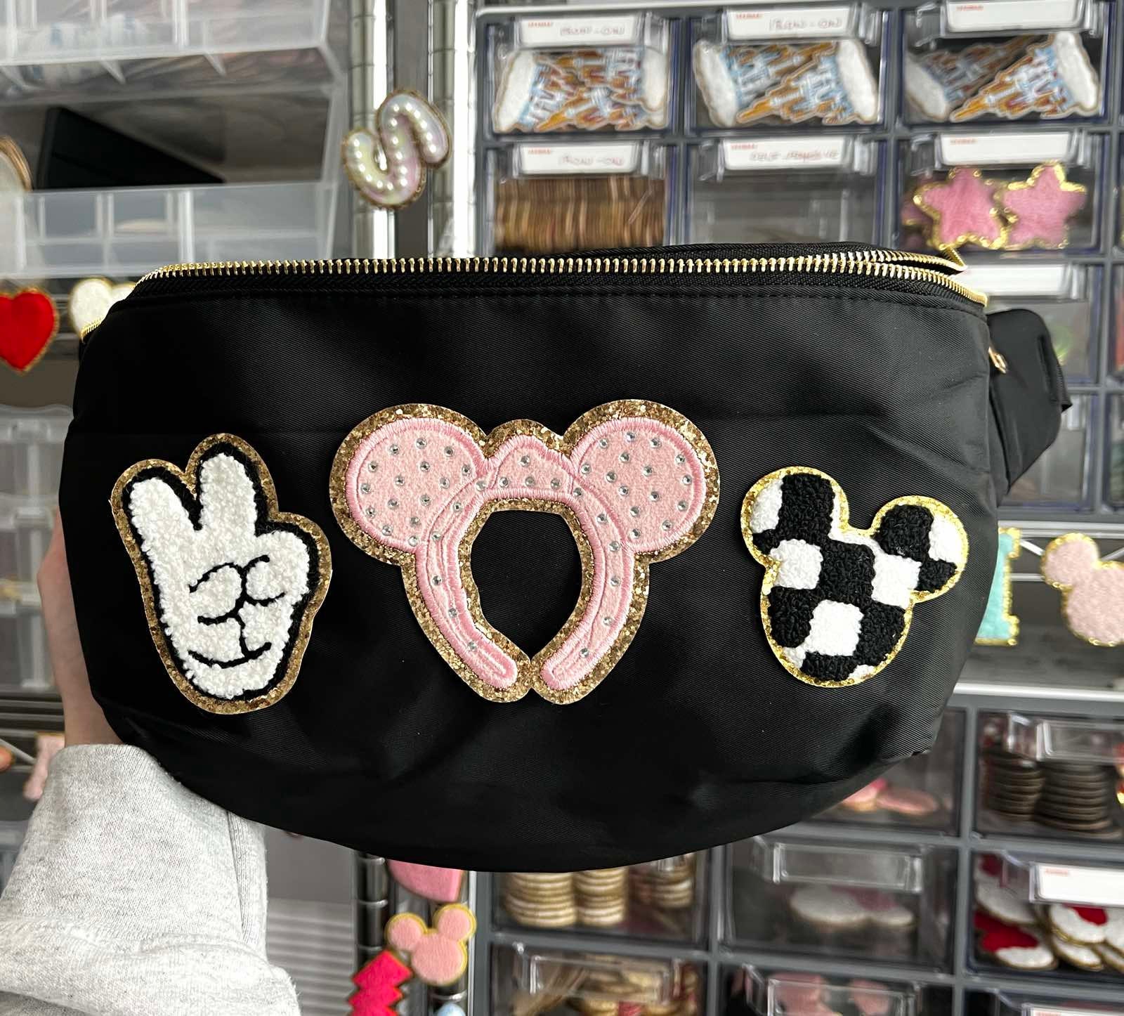  Disney Fanny Pack Disney Gifts for Adults and Kids Mickey Mouse  Fanny Pack Crossbody Bag Disney Gifts for Women Adults Disney Girls Fanny  Pack Mickey Mouse Gifts for Women (One Size