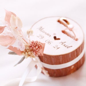 Wooden log wedding ring holder engraved with the first names of the bride and groom image 1