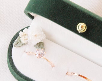 Trauringbox aus grünem Samt mit getrockneten Blumen „Meine grüne Hochzeit“ Hochzeit, Ringbox aus grünem Samt, Trauringbox aus Samt