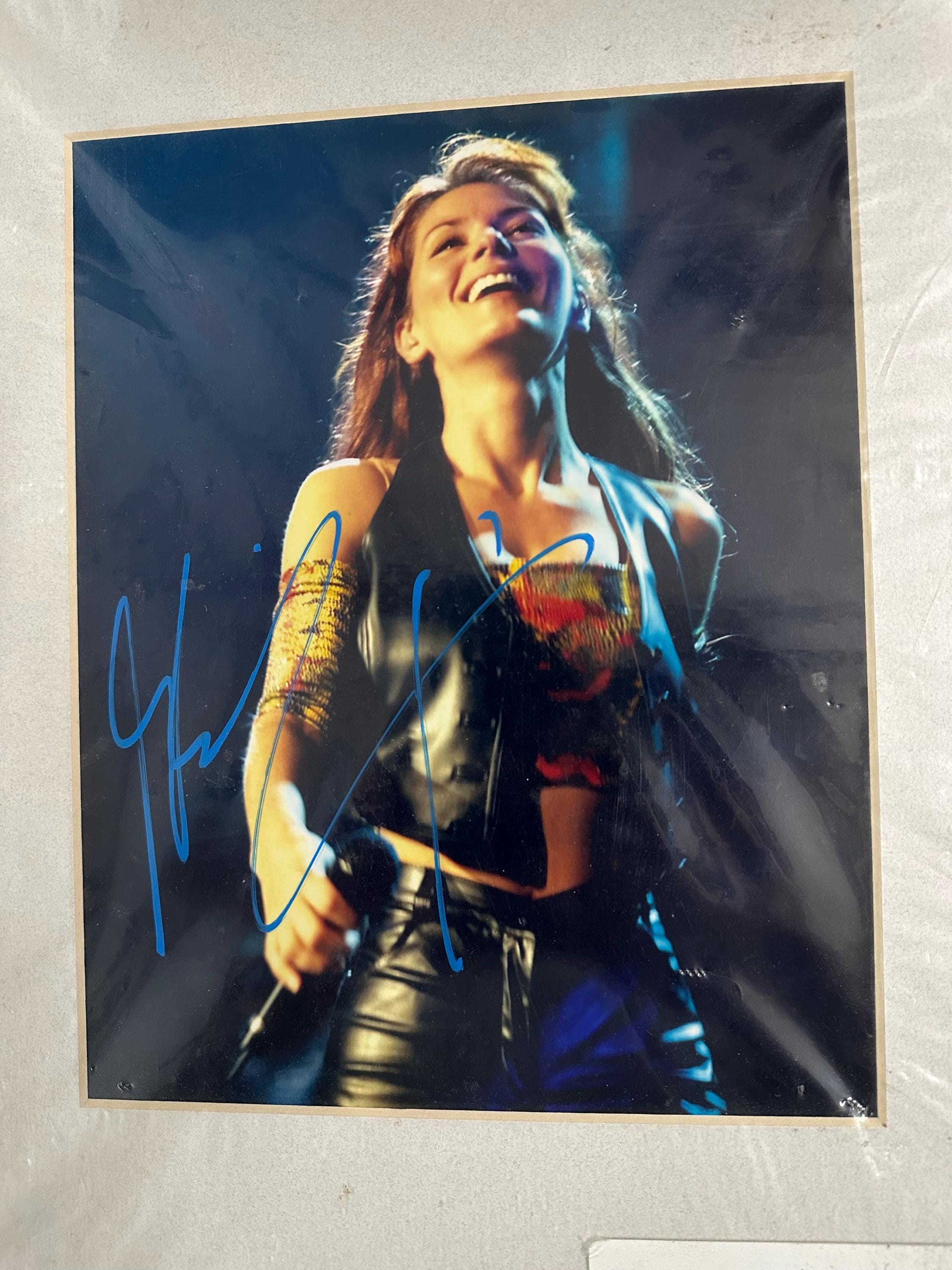 Shania Twain Authentic Autograph - Etsy