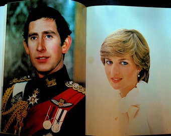 ロイヤルウェディング公式記念本 1981 チャールズ皇太子 ダイアナ妃