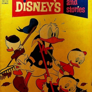 Walt Disney&#39;s Comics & Stories 327 Gold Key Comics Autumn Raking Leaves Donald Duck Huey Dewey Louie