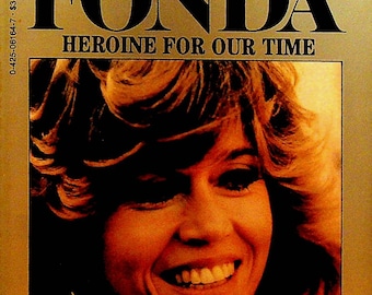 Jane Fonda Heroine for Our Time Paperback