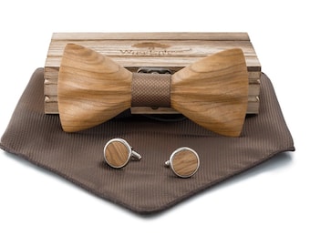 Light wooden bow tie with brown fabric from Woodenlove