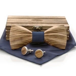 Wooden bow tie heartwood blue from Woodenlove