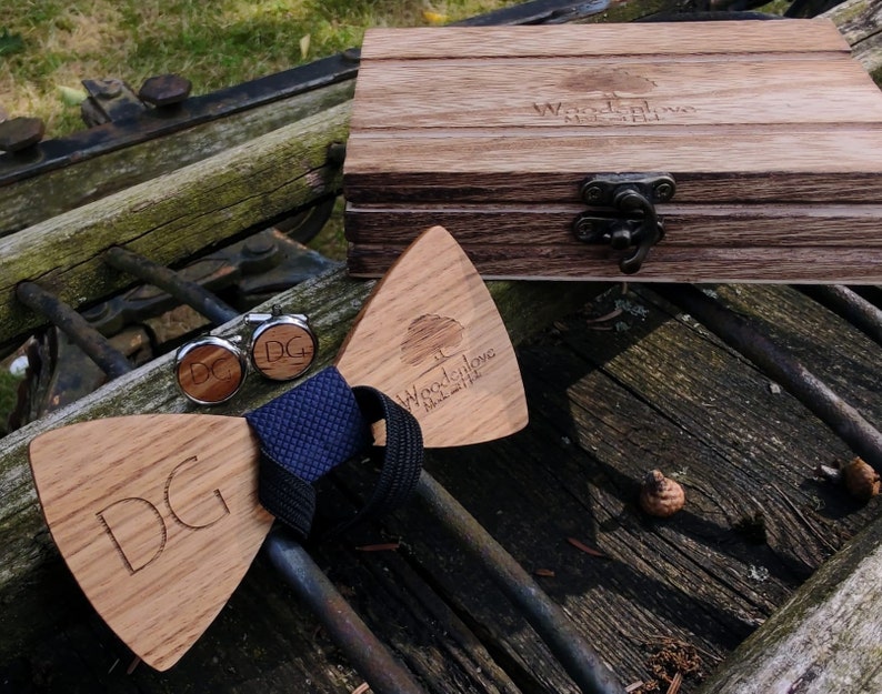 Helle Holzfliege mit weißem Stoff von Woodenlove Bild 6