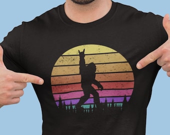 Bigfoot tee - Bigfoot shirt - Bigfoot t-shirt - Bigfoot gift - Bigfoot - Sasquatch shirt - Sasquatch t-shirt - Cryptid shirt - Cryptid tee