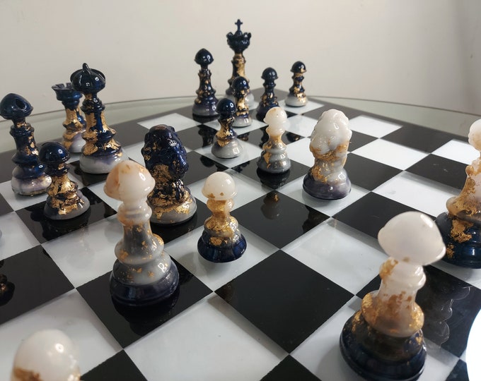 Medici - Blue and Gold Chessmen - 3.75" King - Numbered Edition