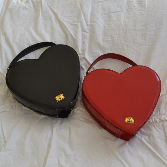 Rare Moschino Vintage Red Heart Bag the Nanny Fran Fine 