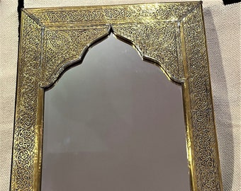 Handmade Arched Moroccan Brass Wall Mirror: Etched Metal Frame